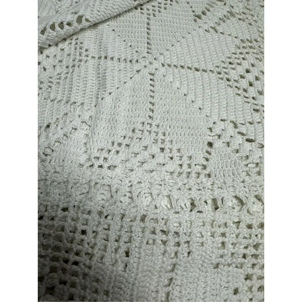 Vintage Rare92”x80” Queen Hand Crocheted Cotton Bedspread White